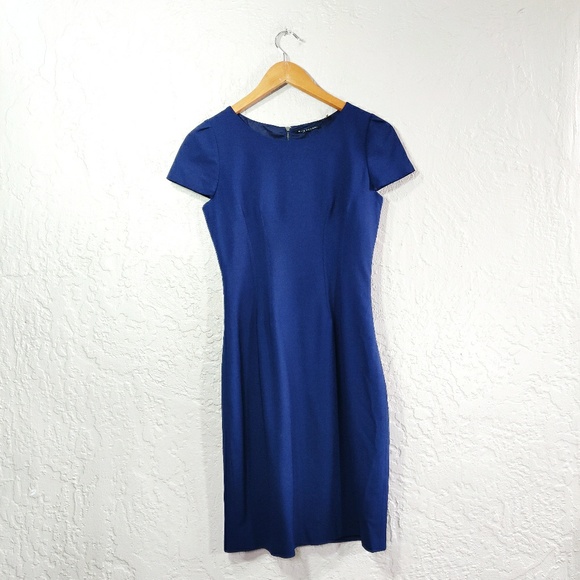 Elie Tahari Dresses & Skirts - Elie Tahari Dress